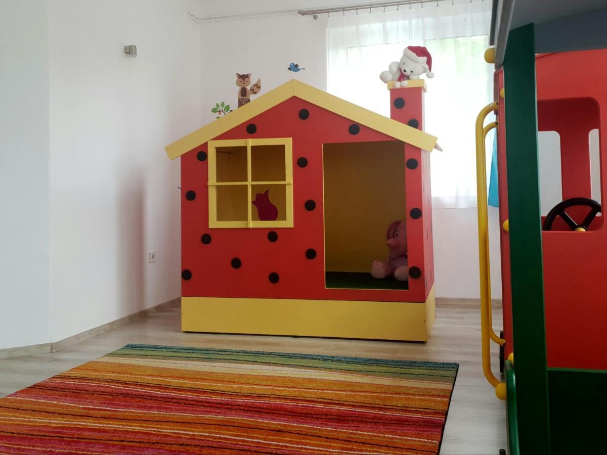 Diana Panzio Bed and Breakfast Matrafured Εξωτερικό φωτογραφία